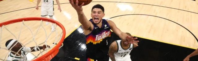 九游APP-总决赛空砍群群主！拼尽全力的布克急需队友支援