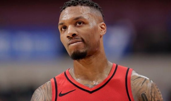 利拉德因下腹伤病缺席战掘金 奥运期间便受此困扰